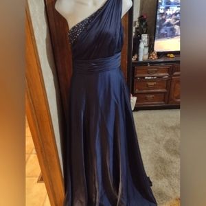 Nice DARK BLUE DRESS WITH SEQUINS ONE SHOULDER SIZE 6 BRAND BELSOIE